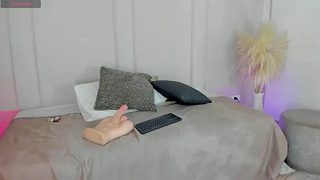 Snapshot of Mariapettit chatting on January 16, 2026, 11:58 am Mariapettit online show from January 16, 2026, 11:58 am