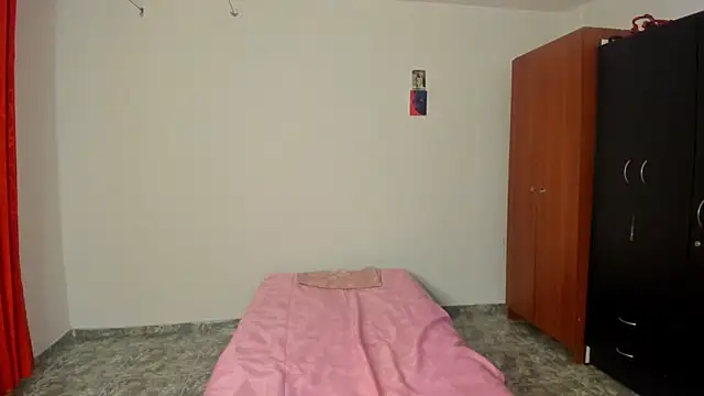 nicole volkov online show from March 11, 2025, 4:19 am