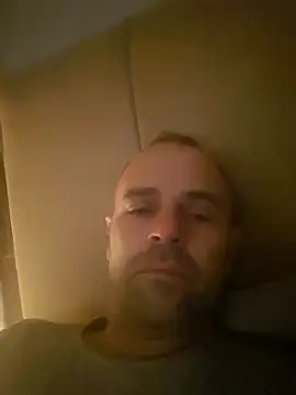 Snapshot of Dorset8360 chatting on October 19, 2025, 7:38 pm Dorset8360 online show from October 19, 2025, 7:38 pm