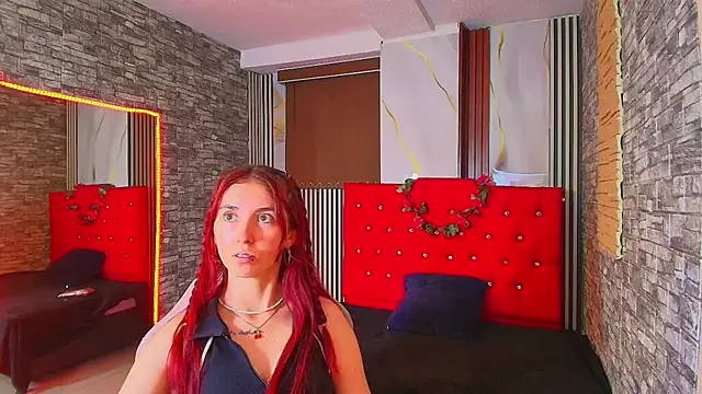 mildre303av online show from November 28, 2025, 9:15 pm