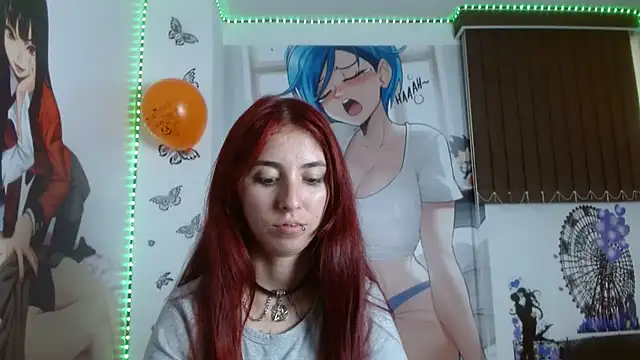 mildre303av online show from October 16, 2025, 8:28 pm