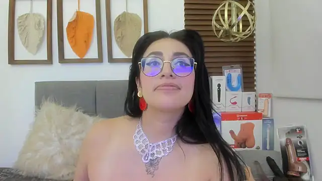 Snapshot of Scarleth_swann chatting on March 17, 2025, 6:07 am Scarleth swann online show from March 17, 2025, 6:07 am
