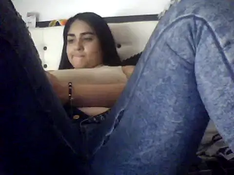 Charlotte cute18 online show from December 14, 2024, 8:29 pm