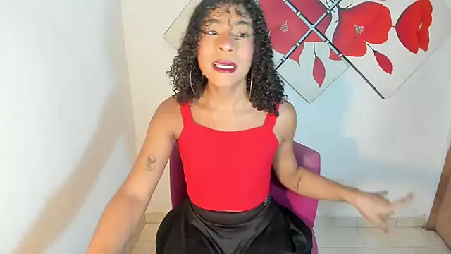 Snapshot of naomiwildburn chatting on October 27, 2025, 1:23 pm naomiwildburn online show from October 27, 2025, 1:23 pm