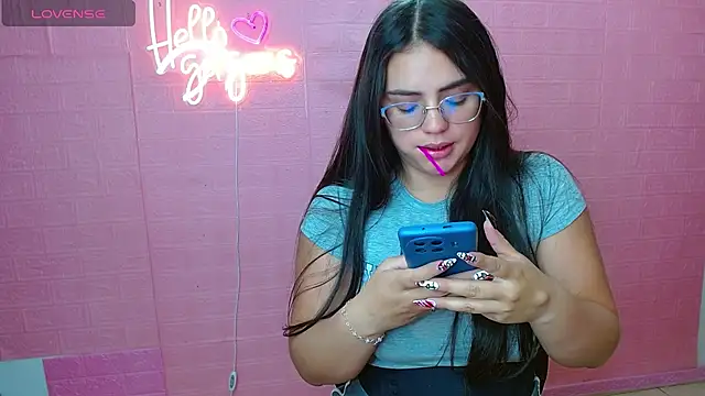 Snapshot of karol_9 chatting on November 4, 2025, 3:10 am karol 9 online show from November 4, 2025, 3:10 am