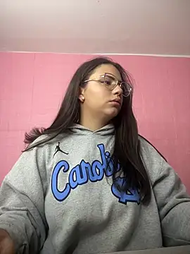 Snapshot of karol_9 chatting on February 28, 2025, 1:05 am karol 9 online show from February 28, 2025, 1:05 am