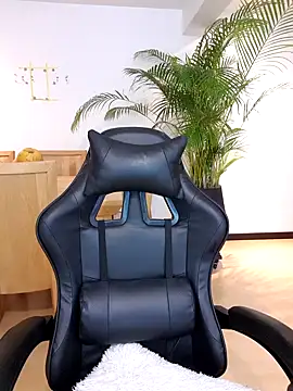 Snapshot of _monicab chatting on October 10, 2025, 11:16 pm monicab online show from October 10, 2025, 11:16 pm