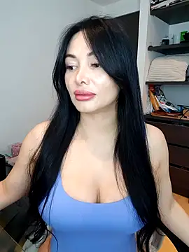 Snapshot of _monicab chatting on June 3, 2026, 2:01 am monicab online show from June 3, 2026, 2:01 am