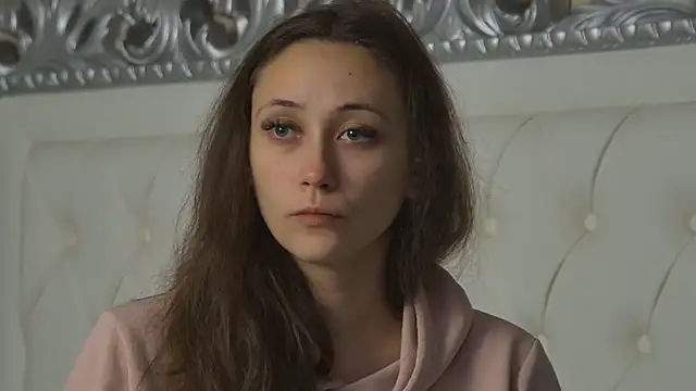 AliceMunro online show from October 14, 2025, 4:51 pm