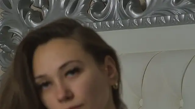 AliceMunro online show from October 18, 2025, 5:15 pm