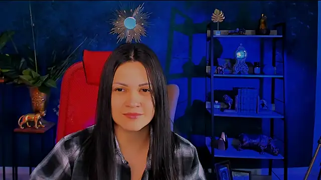 KarolinaRobinson online show from February 3, 2025, 2:24 pm