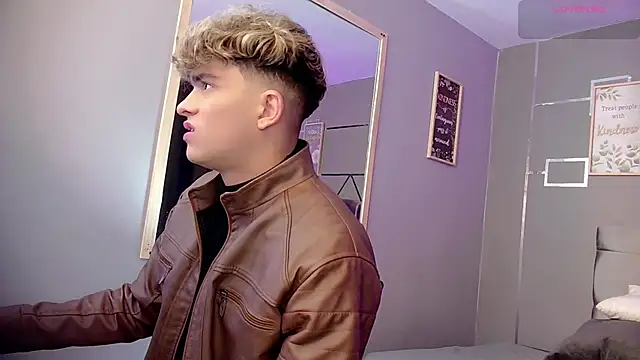 ANDRIUS 24 online show from February 2, 2025, 1:19 pm