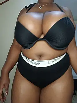 Snapshot of suckmyboobs12_ chatting on May 17, 2026, 4:01 am suckmyboobs12 online show from May 17, 2026, 4:01 am