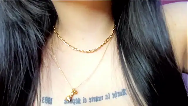 DanielaRuizz online show from October 29, 2025, 6:12 am