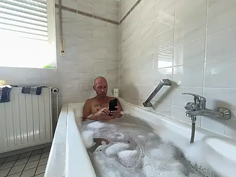Snapshot of Germankink chatting on July 18, 2026, 9:18 am Germankink online show from July 18, 2026, 9:18 am