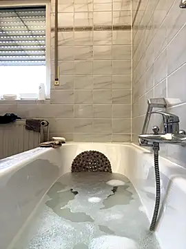 Snapshot of Germankink chatting on December 2, 2025, 10:28 am Germankink online show from December 2, 2025, 10:28 am