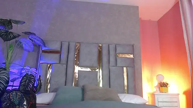 Snapshot of JuliaRose_ks chatting on November 27, 2025, 11:21 am JuliaRose ks online show from November 27, 2025, 11:21 am