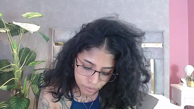 Snapshot of JuliaRose_ks chatting on February 2, 2026, 12:26 pm JuliaRose ks online show from February 2, 2026, 12:26 pm