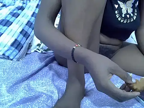 Lutyie online show from April 12, 2026, 1:25 pm