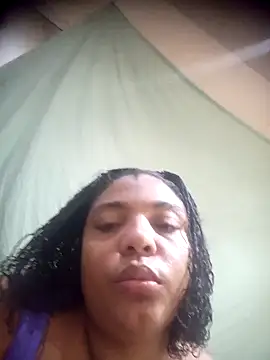 Arlequina680 online show from November 28, 2025, 1:33 pm