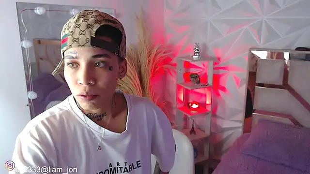 Snapshot of Jonesliam23 chatting on October 11, 2025, 7:15 pm Jonesliam23 online show from October 11, 2025, 7:15 pm