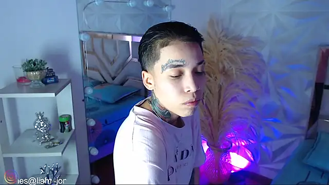 Snapshot of Jonesliam23 chatting on February 24, 2026, 7:15 pm Jonesliam23 online show from February 24, 2026, 7:15 pm