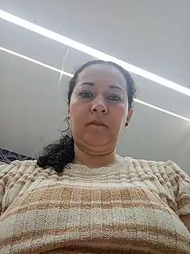 luisa curli online show from May 15, 2026, 11:47 pm