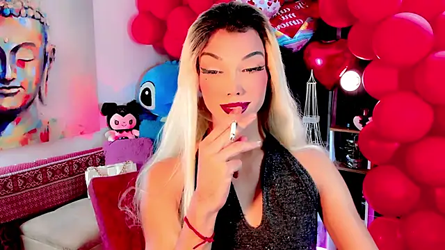 Snapshot of the-horus-girl chatting on February 20, 2025, 5:01 am the-horus-girl online show from February 20, 2025, 5:01 am