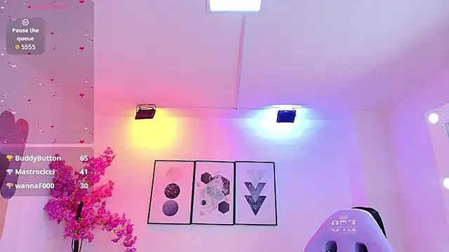 Tamara slimx online show from November 9, 2025, 10:52 am