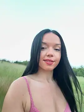 Snapshot of Vanesskaa chatting on June 23, 2026, 8:40 pm Vanesskaa online show from June 23, 2026, 8:40 pm