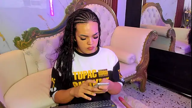 KarineWine online show from May 22, 2026, 3:59 am