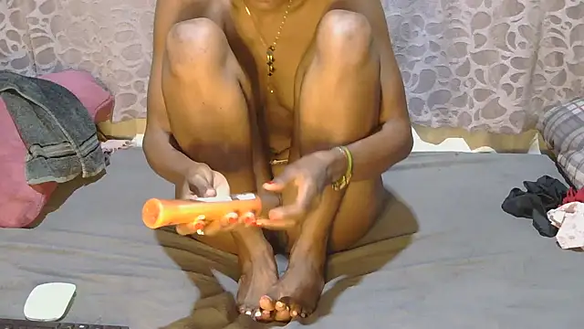 slim girl02 online show from March 24, 2026, 1:00 pm