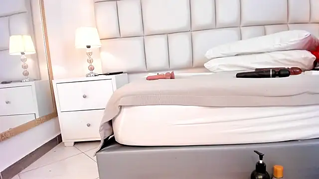 DojaAissha online show from March 5, 2025, 10:21 pm