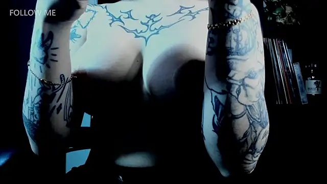 Demongirl6666 online show from February 9, 2026, 12:36 pm