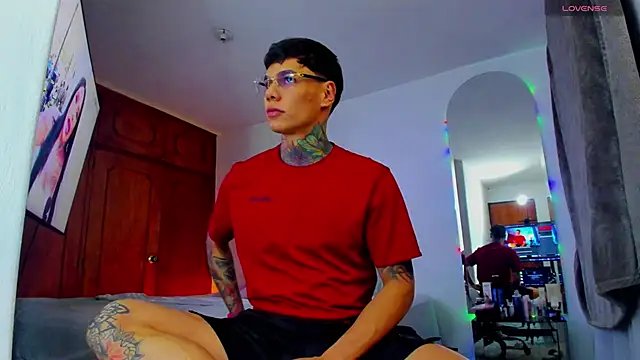 Jordyrodriiguez online show from January 14, 2025, 2:29 am