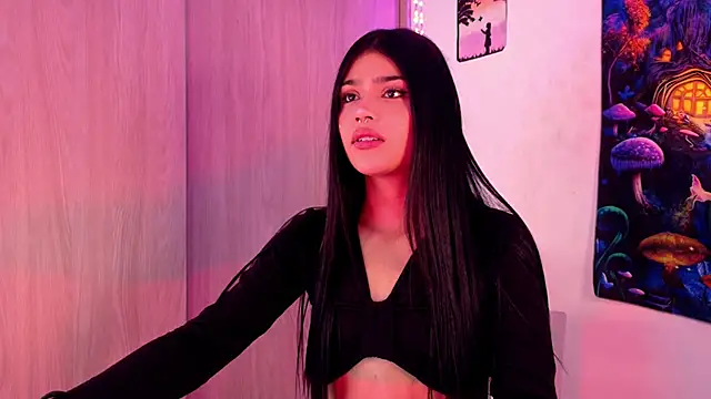 CatrinaRossi online show from November 28, 2025, 9:15 pm