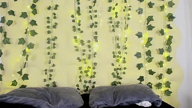 Snapshot of Natasha_Nasty2 chatting on February 25, 2025, 3:52 am Natasha Nasty2 online show from February 25, 2025, 3:52 am