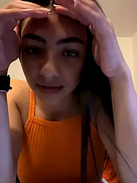 Snapshot of Liissa_cute_ chatting on October 19, 2025, 11:51 pm Liissa cute online show from October 19, 2025, 11:51 pm