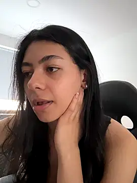 Snapshot of Liissa_cute_ chatting on November 27, 2025, 8:53 pm Liissa cute online show from November 27, 2025, 8:53 pm