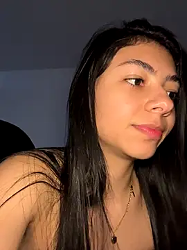 Snapshot of Liissa_cute_ chatting on December 3, 2025, 9:03 pm Liissa cute online show from December 3, 2025, 9:03 pm