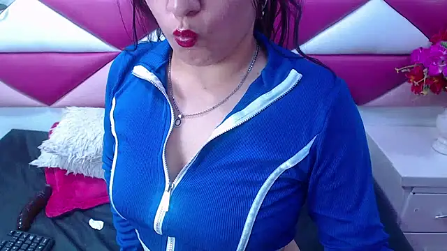 Snapshot of MariaClay chatting on March 7, 2025, 5:38 pm MariaClay online show from March 7, 2025, 5:38 pm