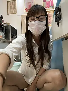 andii-1 online show from April 1, 2026, 1:51 am