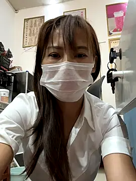 andii-1 online show from December 4, 2025, 1:59 am