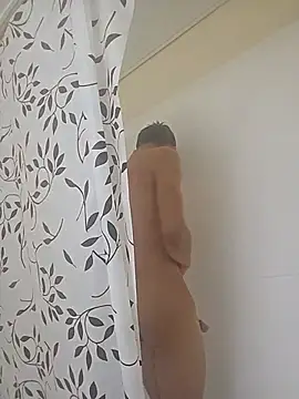 Snapshot of Yoko0381 chatting on February 11, 2026, 12:49 pm Yoko0381 online show from February 11, 2026, 12:49 pm