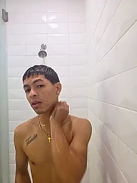 Snapshot of Yoko0381 chatting on November 26, 2025, 5:02 pm Yoko0381 online show from November 26, 2025, 5:02 pm