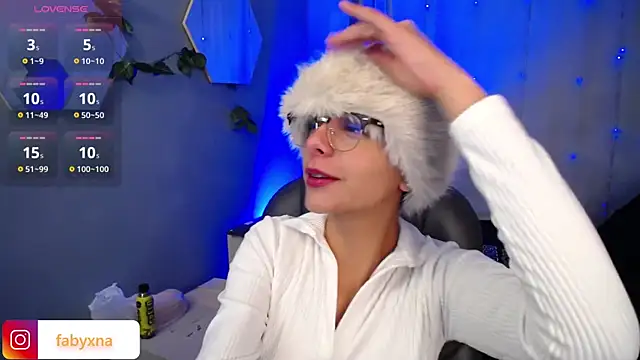 peyton golden1 online show from November 2, 2025, 3:11 am