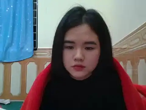 Snapshot of Yin-girl chatting on January 1, 2025, 12:11 pm Yin-girl online show from January 1, 2025, 12:11 pm