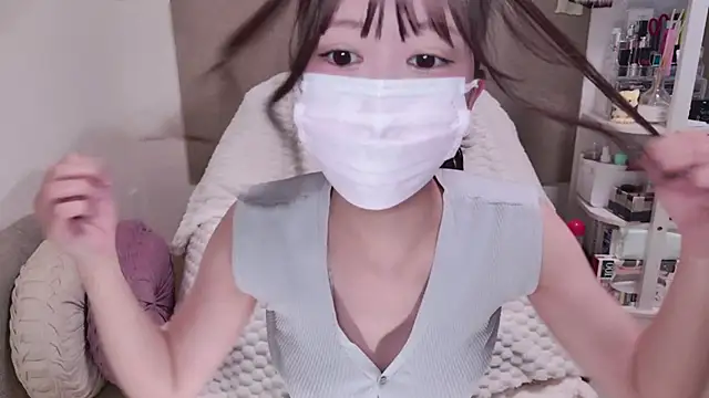 Snapshot of TsukasaSakai chatting on January 17, 2025, 4:47 pm TsukasaSakai online show from January 17, 2025, 4:47 pm