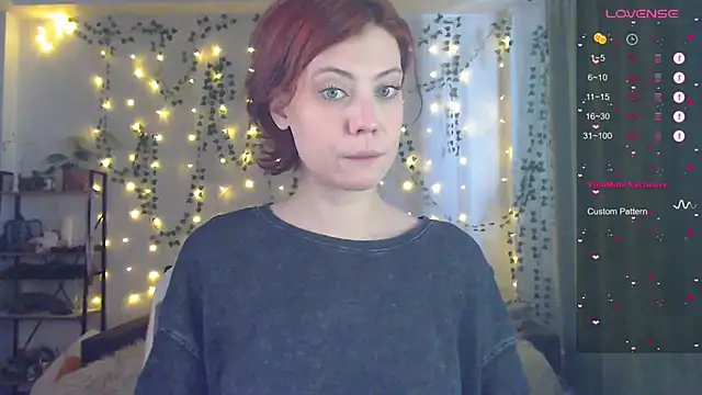 Snapshot of Your_Corvus chatting on February 18, 2025, 8:05 am Your Corvus online show from February 18, 2025, 8:05 am