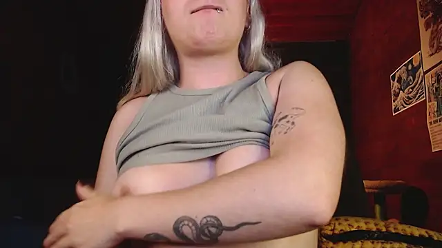 NEXT DOOR GIRL  online show from March 20, 2025, 4:29 am